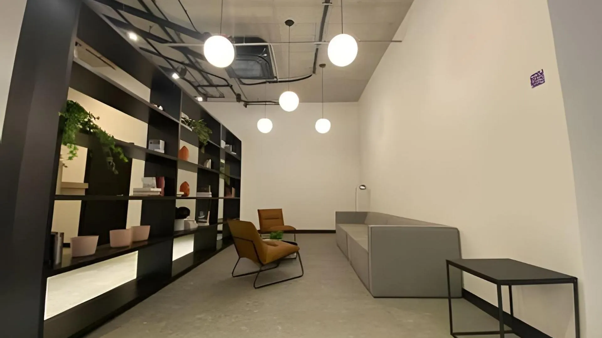 Studio Moderno Com Sacada Prox. Paulista Sao Paulo