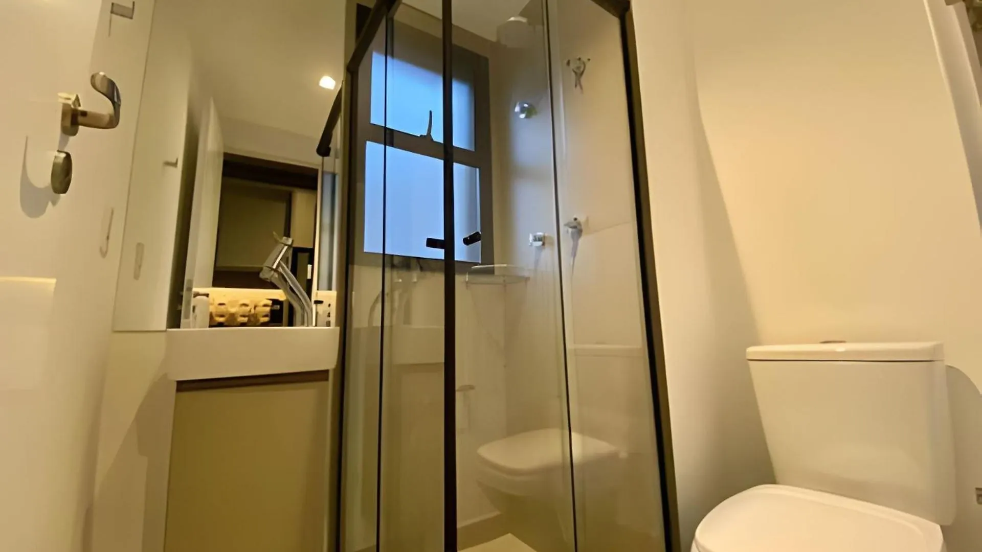 Studio Moderno Com Sacada Prox. Paulista Sao Paulo Daire