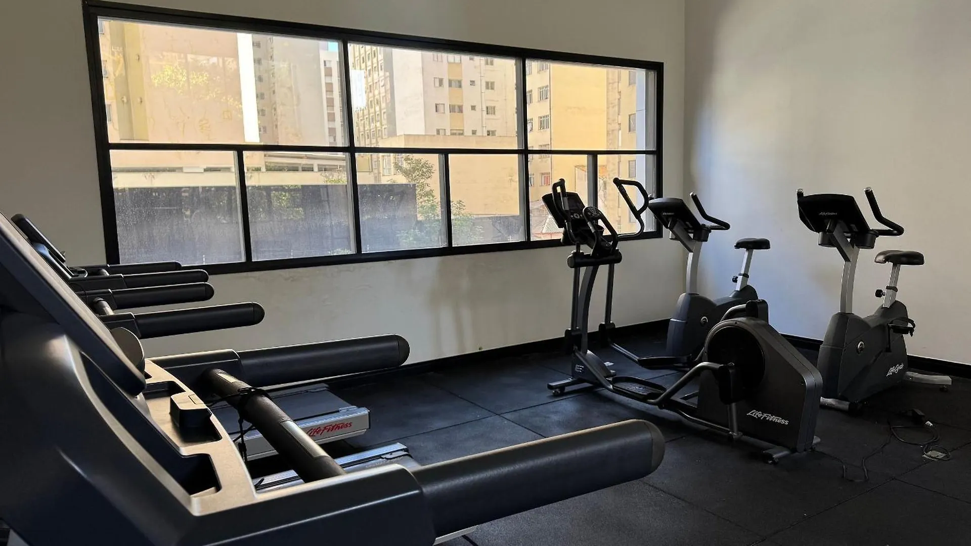 Daire Studio Moderno Com Sacada Prox. Paulista Sao Paulo